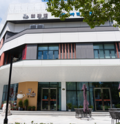 叮咚，Y·CAFE请您领取十月惊喜~