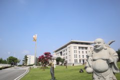 走进历史，感受名人魅力|品味名人雕塑的独特韵味