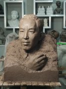 赵树理纪念雕像：文脉传承与创作精神的永恒丰碑